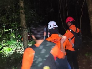 Pendaki Wanita Cedera saat Turun dari Rinjani, Tim SAR Evakuasi