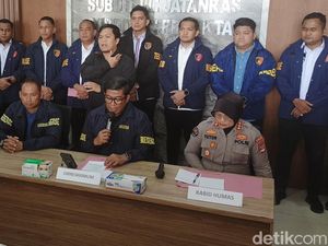 Video Momen Polisi Tangkap 6 DC yang Rampas Pajero Milik Nasabah di Lampung