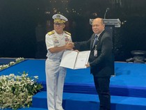 PT PAL Serah Terimakan Kapal Landing Dock ke-3 Pesanan AL Filipina