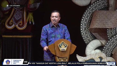 Sekretaris Daerah Bali Dewa Made Indra menutup Bulan Bung Karno ke-8 2026 di Art Center, Denpasar, Selasa (30/6/2026). 
