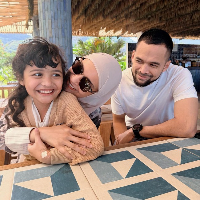 Shireen Sungkar Berikan Hal Terbaik Buat Cut Shafiyyah yang Idap Autisme