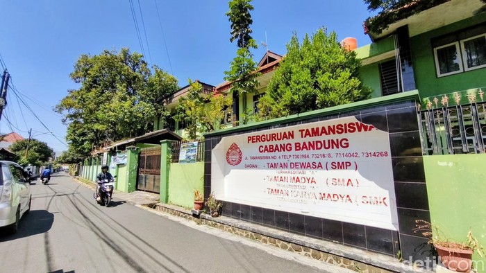 SMA Taman Siswa Kota Bandung