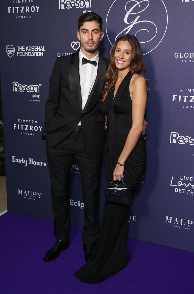 Setelah menikah, Kai dan Sophia membagikan momen bahagia tersebut melalui Instagram dengan mengunggah foto pernikahan mereka disertai keterangan, 18.07.24 – forever. (Foto: Mike Marsland/WireImage)