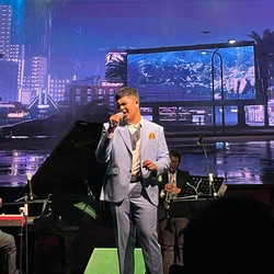 Aksi Memukau Alonzo Brata Buka Konser Indra Lesmana Sydney Reunion Tour