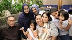 Potret Kebersamaan Barry Tamin dan Caca Tengker saat Kuliner Bareng