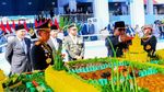Momen Kapolri Diberi Tumpeng oleh Prabowo di Hari Bhayangkara Ke-80