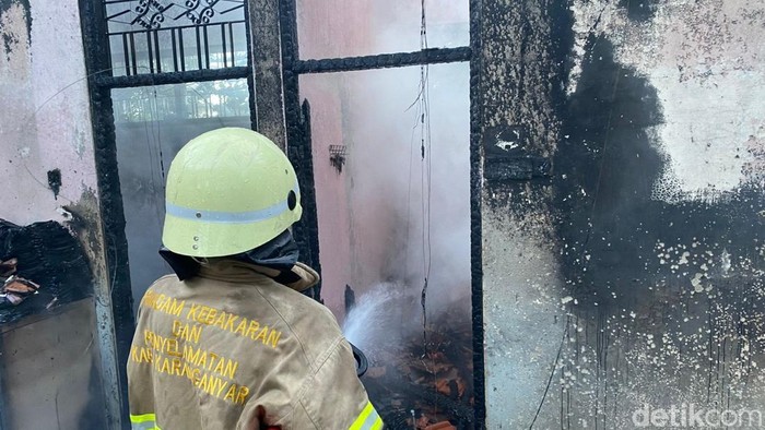 Kebakaran SMPN 2 Karangpandan, Kabupaten Karanganyar, Rabu (1/7/2026).