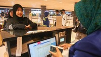 Pemindahan layanan dari Terminal 3 dilakukan berdasarkan kebijakan Direktorat Jenderal Penyelenggaraan Haji dan Umrah. ANTARA FOTO/Muhammad Iqbal  