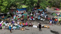 Nestapa Puluhan Ribu Warga Tidur di Jalan Buntut Gempa Venezuela