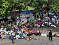 Nestapa Puluhan Ribu Warga Tidur di Jalan Buntut Gempa Venezuela
