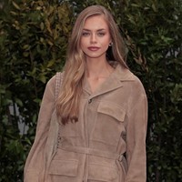 Laila Hasanovic adalah Miss Denmark 2019 yang pernah mewakili negaranya di ajang Miss Universe. Ia juga dikenal sebagai model dan influencer.  Foto: Instagram @lailahasanovic