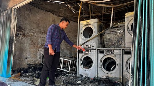 Usaha laundry di Banjar Malkangin, Desa Dajan Peken, Kecamatan Tabanan ludes dilalap si jago merah pada Rabu (1/7/2026).
