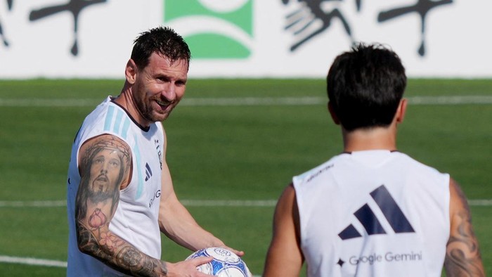 Soccer Football - FIFA World Cup 2026 - Argentina Training - Sporting KC Training Centre, Kansas City, Kansas, U.S. - June 29, 2026 Argentinas Lionel Messi during training IMAGN IMAGES via Reuters/Jay Biggerstaff