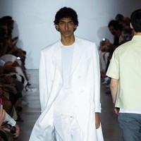 Most Pop: Viknes Waren, Model Indonesia yang Bersinar di Paris Fashion Week
