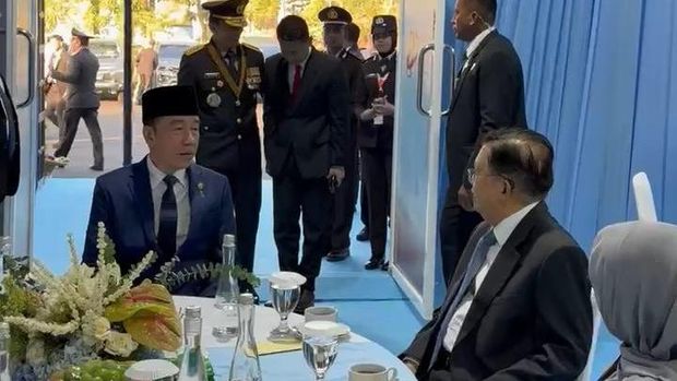 Momen Jokowi dan JK di Hari Bhayangkara Ke-80 (dok.Istimewa)