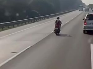 Pemotor Nyasar Masuk Tol Cikampek gara-gara Salah Baca Aplikasi Peta