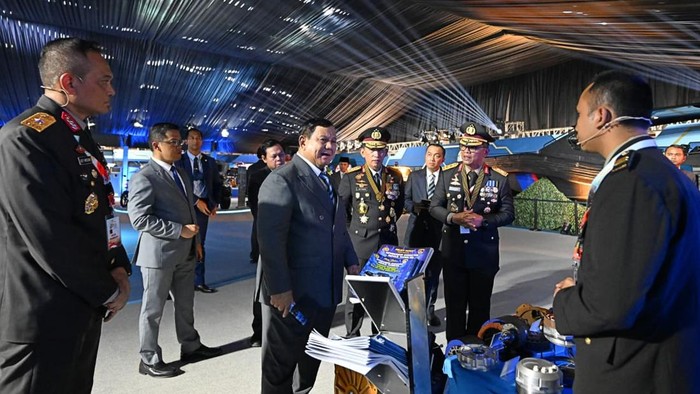 Polri memamerkan prototipe kendaraan hasil konversi dari bahan bakar minyak ke listrik berbasis baterai (dok istimewa)