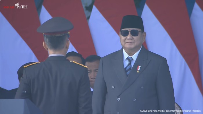 Presiden Prabowo Subianto menjadi inspektur upacara Hari Bhayangkara ke-80. (YouTube Setpres)