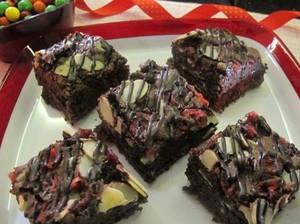 Resep Cake : Cranberry Chocolate Cake