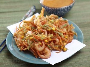 Resep Camilan: Bakwan Udang Jagung