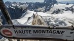 Salju Melunak Imbas Panas Ekstrem, Jalur Pendakian Mont Blanc Kian Berisiko