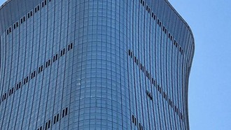 Pesawat Tabrak Gedung Pencakar Langit di Beijing, Tapi China Bungkam