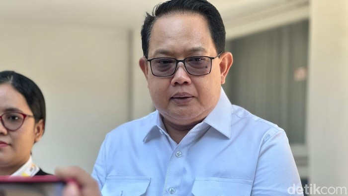 Sekdaprov Jatim Adhy Karyono