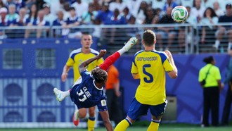 Olise Sudah 5 Assist, Cuma Kalah dari Pele