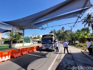 Motor-Mobil ke Pantai Parangtritis Kini Bayar Retribusi di Gang Masuk