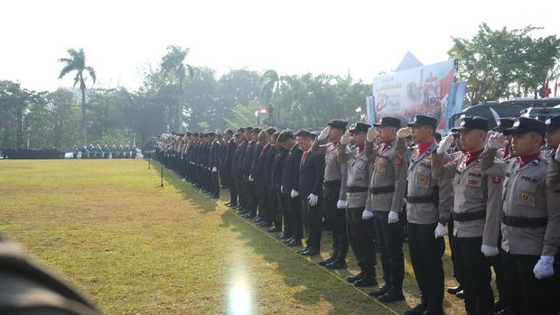 upacara Peringatan Hari Bhayangkara ke-80 di Palembang.
