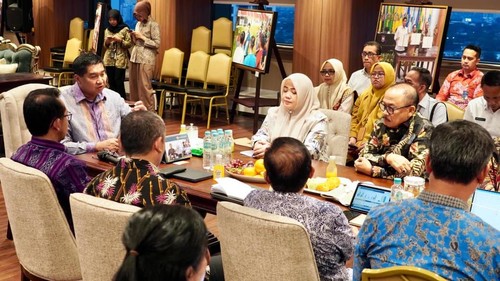 Wagub NTB, Indah Dhamayanti Putri, bersama Kepala Dinas PU-Perkim NTB, Lalu Wijaya Kusuma, mendatangi kantor Menteri PKP, Maruarar Sirait. (Foto: Dok. Pemprov NTB)