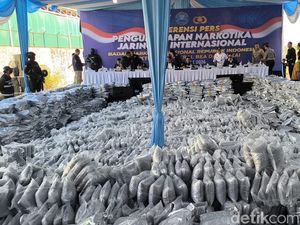 Dirjen Bea Cukai Ungkap Awal Mula Bongkar Gudang 3,37 Ton Ganja Lewat X-ray