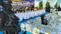 Narkoba diketahui berjenis kuncup/bunga Canabinoid yang diduga dari Thailand (Foto: Jemmi Purwodianto/detikJatim)