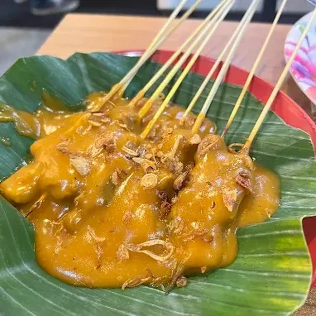 Lamak Bana! 10 Sate Padang Enak di Jakarta, Ada yang Sejak 1960