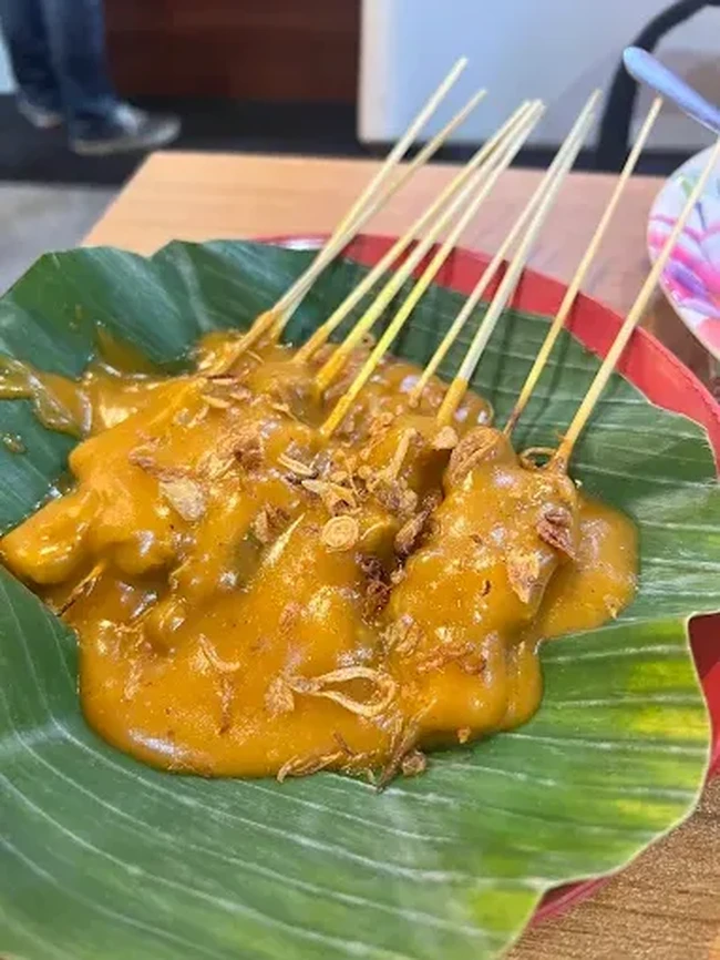Lamak Bana! 10 Sate Padang Enak di Jakarta, Ada yang Sejak 1960