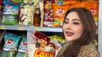 Gaya Kocak Lisa Mariana saat Masak Rendang hingga Belanja Beras