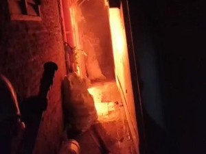 Rumah di Jagir Sidomukti Surabaya Terbakar, Api dari Puntung Rokok