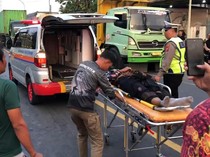 Pemotor Asal Sidoarjo Tewas Tertabrak Truk di Mojokerto