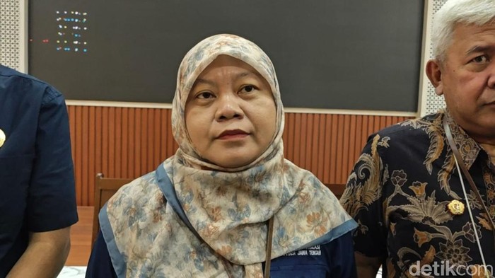 Ketua Majelis Komisioner KIP Jateng, Ermy Sri Ardhyanti ditemui di Dinas Kearsipan dan Perpustakaan Kota Solo, Kamis (2/7/2026)