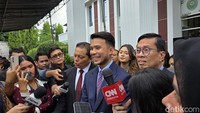 Pengacara Pastikan Jokowi Akan Hadiri Sidang dr Tifa: Siap Tunjukkan Ijazah