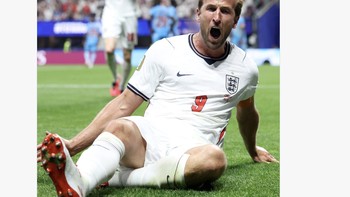 Harry Kane jadi juru selamat Inggris yang kesulitan membongkar pertahanan DR Kongo. Foto: X.com