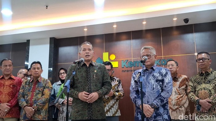 Menteri Koperasi & Dirut Agrinas Palma Nusantara