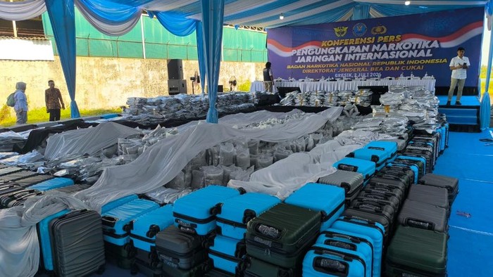 BNN RI gerebek gudang jaringan narkoba internasional di Cerme, Gresik
