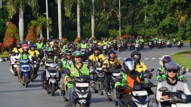 Polda Riau menggelar Kirab Pataka dan Nugraha Sakanti di Pekanbaru, Kamis (2/7/2026).