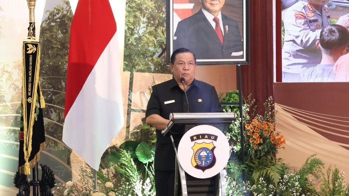 Polda Riau menggelar syukuran Hari Bhayangkara ke-80 di Aula Tribrata Lantai 5 Mapolda Riau, Kota Pekanbaru, Kamis (2/7/2026).