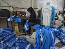 Potret Konveksi Sibuk Penuhi Permintaan Seragam Jelang Tahun Ajaran Baru