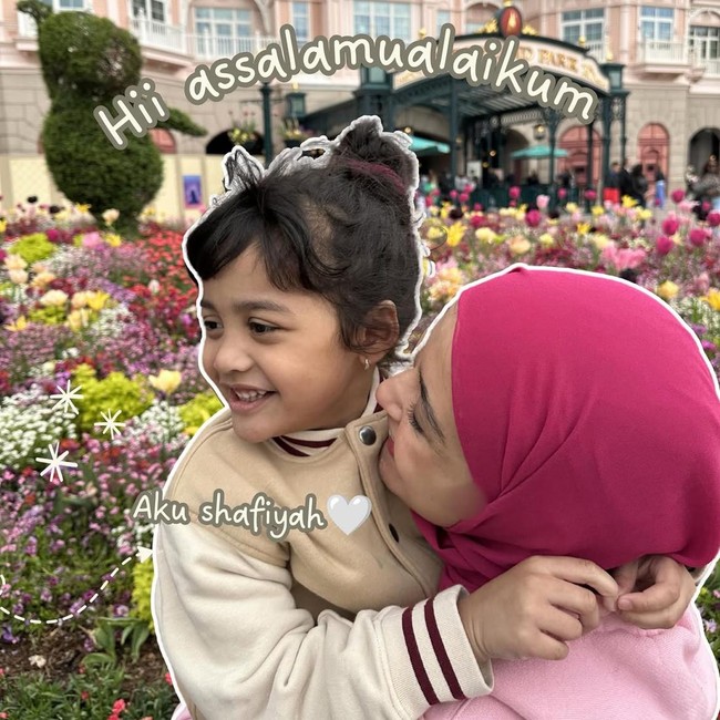 Semangat dan Doa Shireen Sungkar Dampingi Anak Idap Autisme