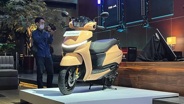 TVS Callisto 110 TVS Callisto 110 generasi terbaru meluncur di Indonesia