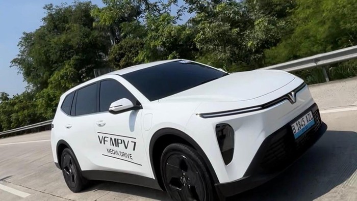 VinFast VF MPV 7