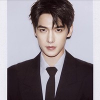 7 Pesona Yang Yang, Drama China Barunya Bikin Fans Nggak Sabar